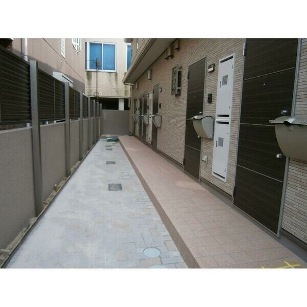 プレステージ甲子園の物件外観写真