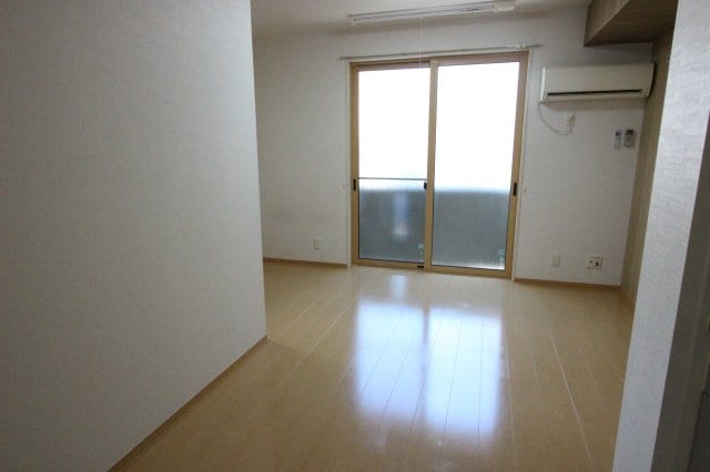 メゾントレビナの物件内観写真