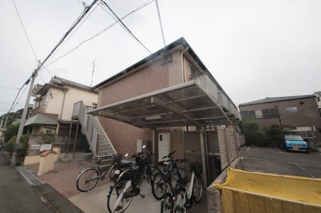 アシーナの物件外観写真