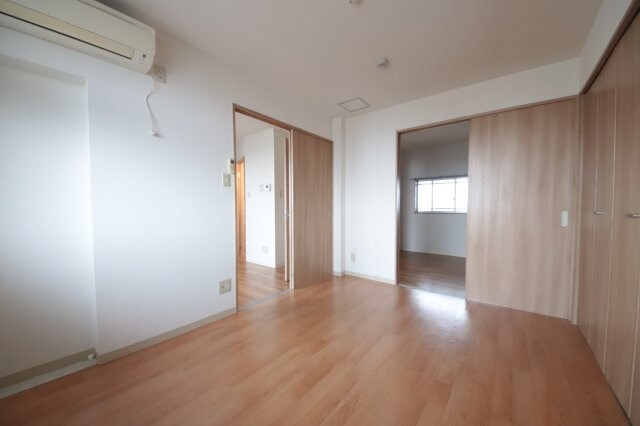 プラザハイツの物件内観写真