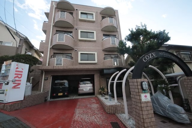 COZY西宮の物件外観写真