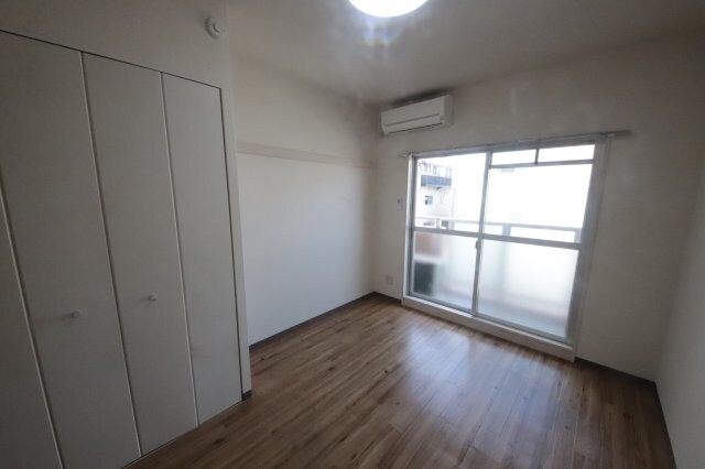 ユニテソリステ津門川の物件内観写真