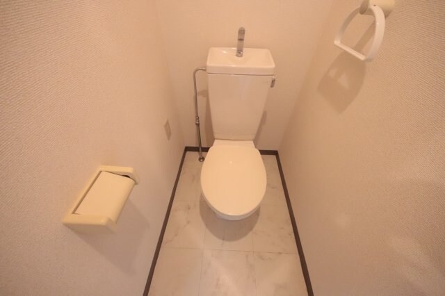 ユニテソリステ津門川の物件内観写真