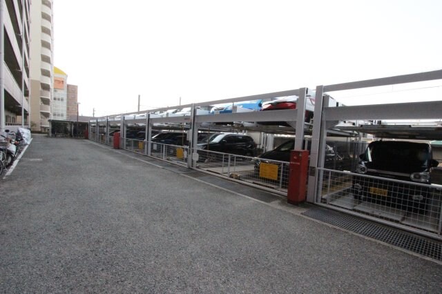 フレシア西宮の物件外観写真