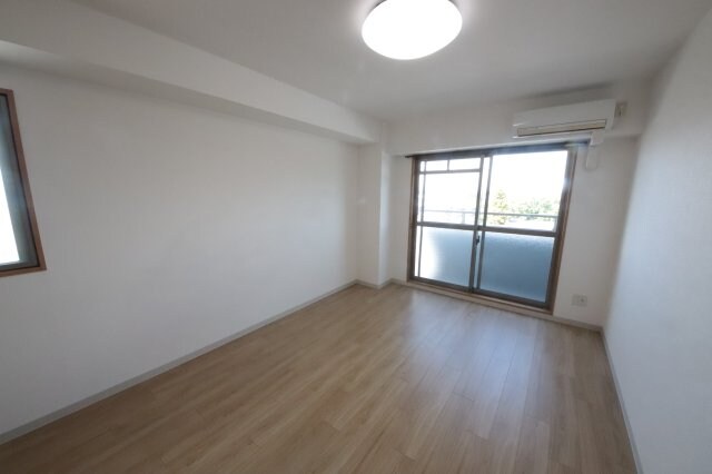 ラ・フォンテ甲東園の物件内観写真