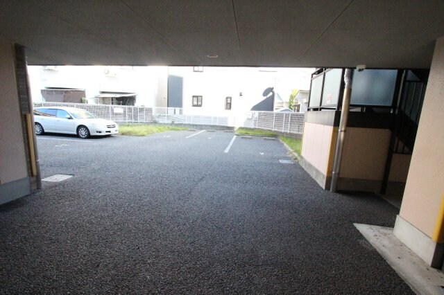 タッチ塚口の物件外観写真