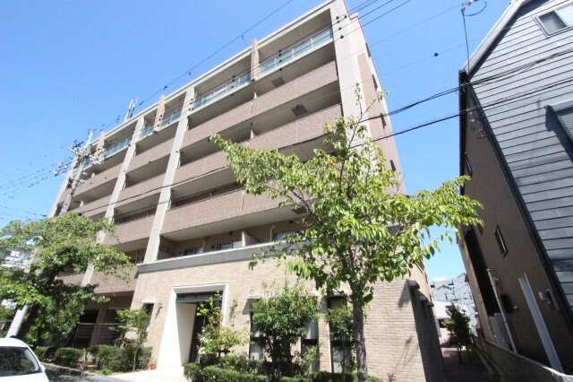 アウローラ武庫之荘の物件外観写真