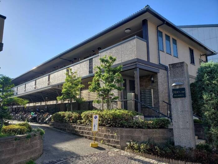 グレイス尼崎A棟の物件外観写真