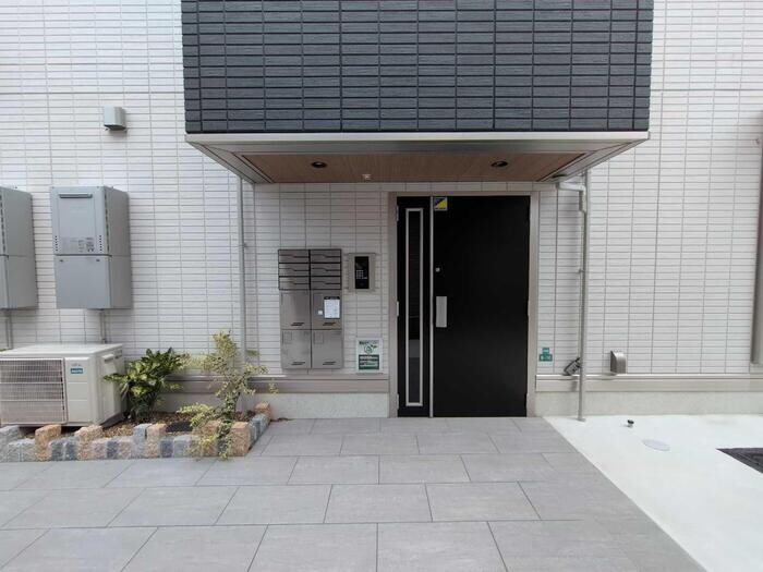 Crystal Court西宮北口の物件外観写真