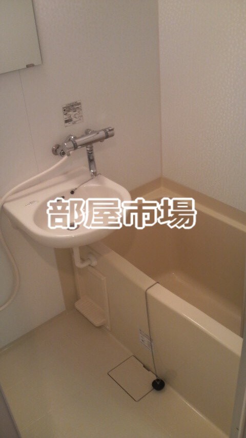 グランティアラ浅草の物件内観写真