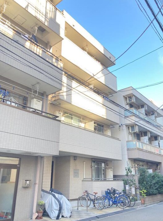 Villa Vicinaの物件外観写真