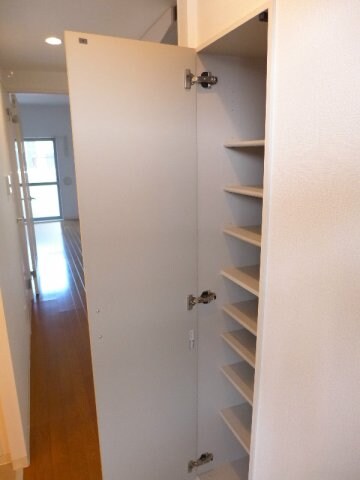 ビンシスターレットの物件内観写真