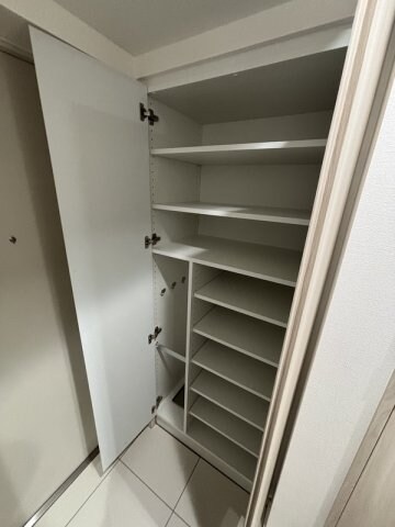 ARCOBALENO MINAMISENJUの物件内観写真