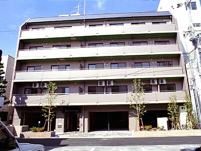 第３クラウンマンションの物件外観写真