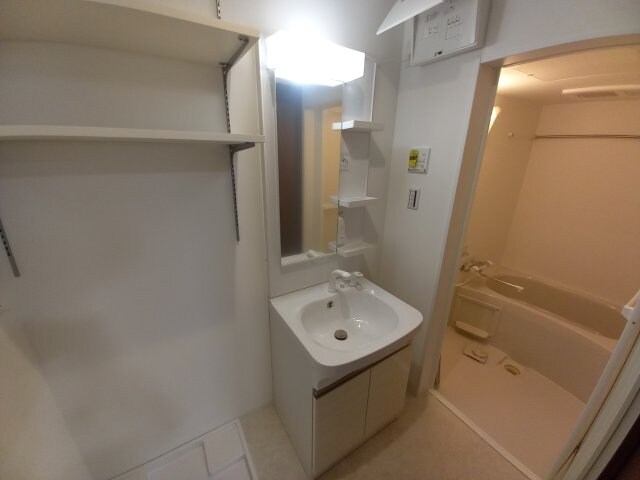 アールコート東田宮の物件内観写真