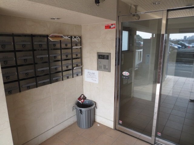 シャンテー中宮Ⅲの物件外観写真