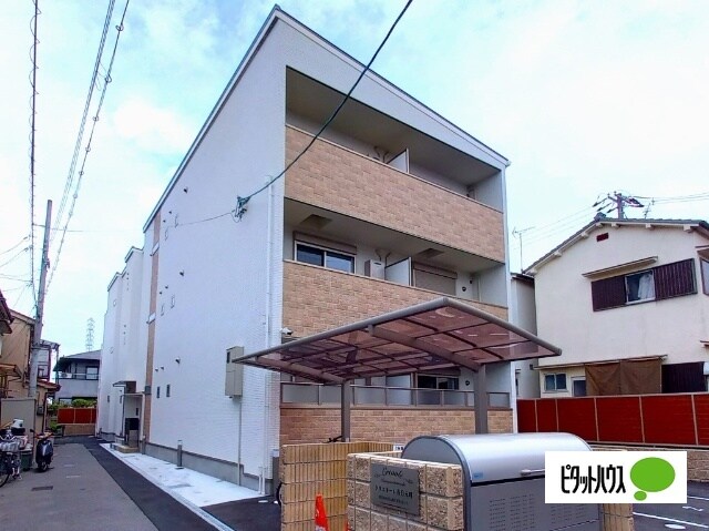 クリエオーレ春日元町の物件外観写真