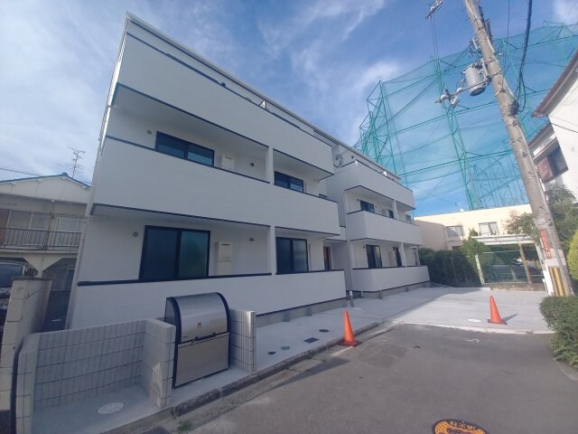 ウィンドベル出口の物件外観写真