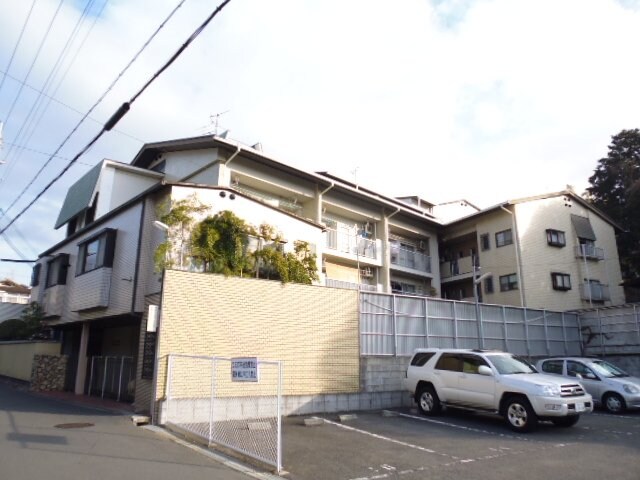 コーポラス喜山荘の物件外観写真