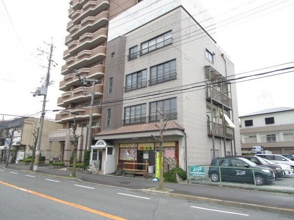 ＡＨビルの物件外観写真