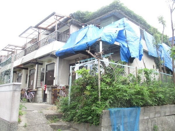 寝屋川市東香里園町の物件外観写真