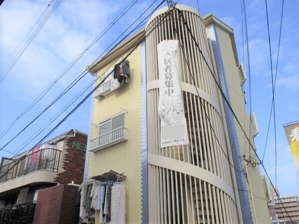 田井町マンションの物件外観写真
