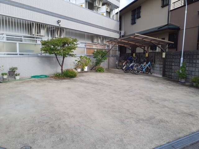 スカイデイの物件外観写真