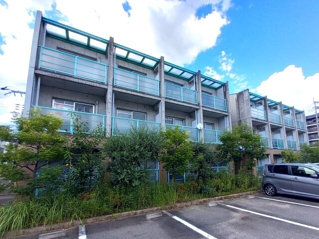 ラフィーネ枚方の物件外観写真