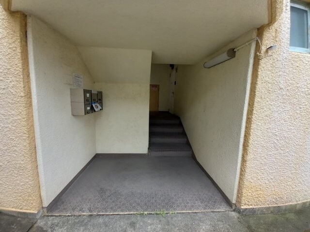 シャルル香里園の物件外観写真