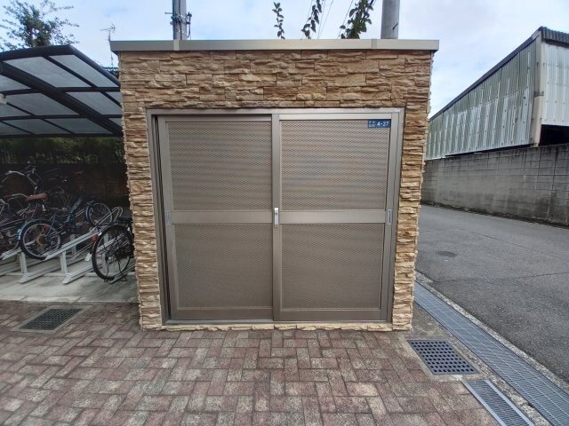 ロータリーマンション香里西之町の物件内観写真