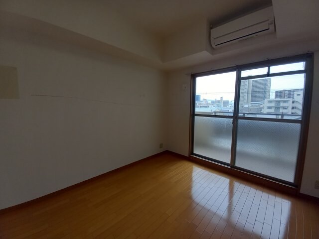 ロータリーマンション香里西之町の物件内観写真