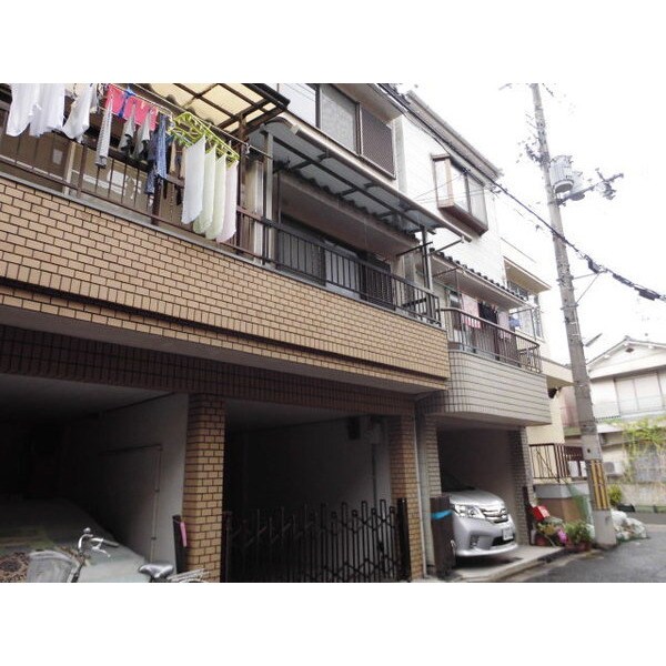 寝屋川市成美町の物件外観写真