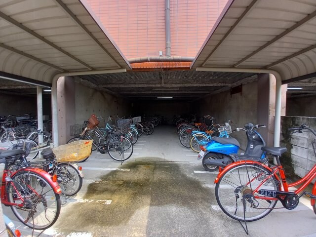 ハイクレスト宮之阪の物件外観写真