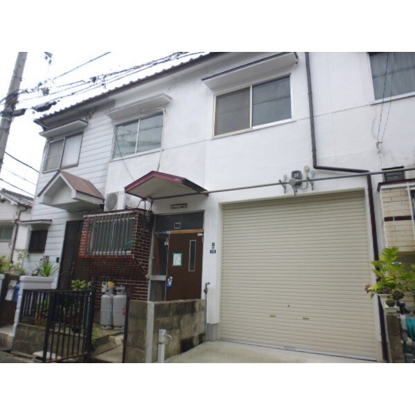 寝屋川市川勝町の物件外観写真