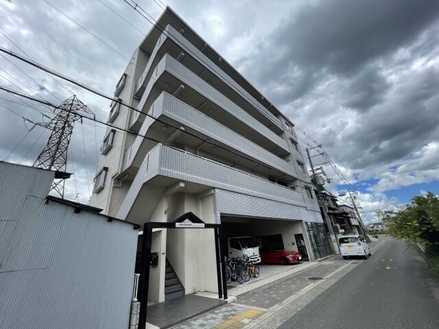 豊栄マンションの物件外観写真