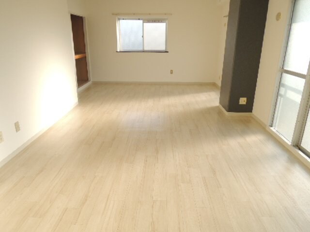 豊栄マンションの物件内観写真