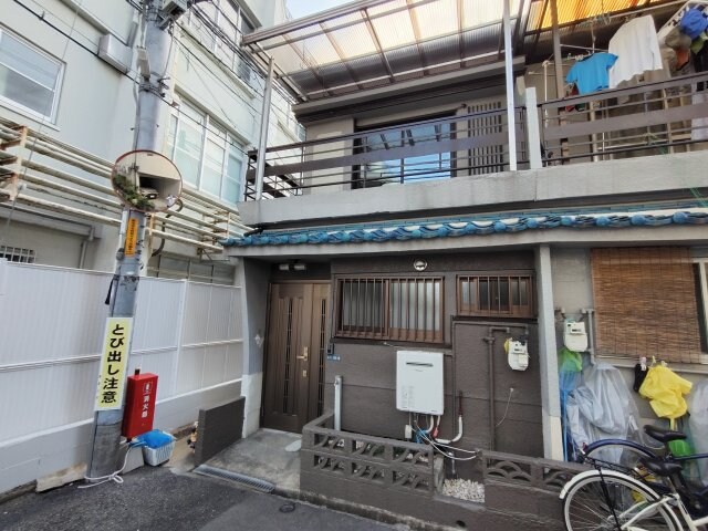 寝屋川市初町の物件外観写真