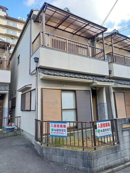 萱島駅 徒歩4分の物件外観写真