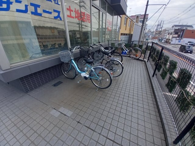 津田西ＴＮビルの物件外観写真