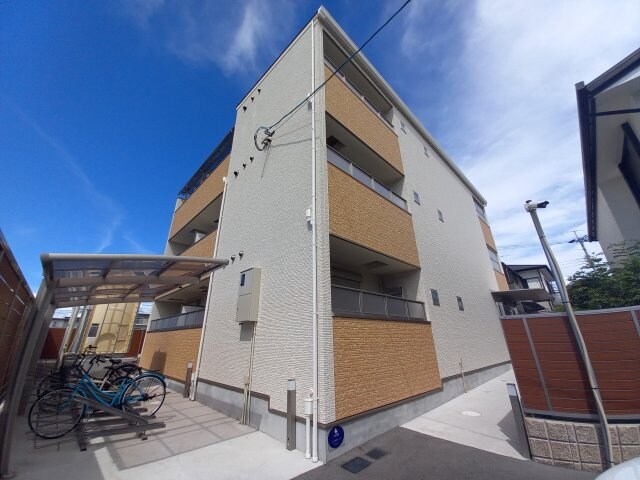 ラモーナ藤阪元町の物件外観写真