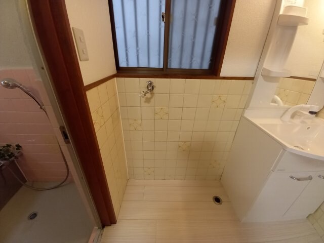 藤阪駅 徒歩18分 1階の物件内観写真