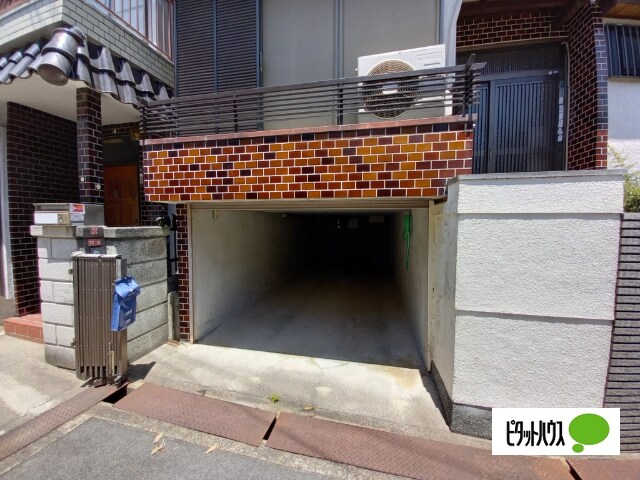 藤阪駅 徒歩9分 1階の物件外観写真