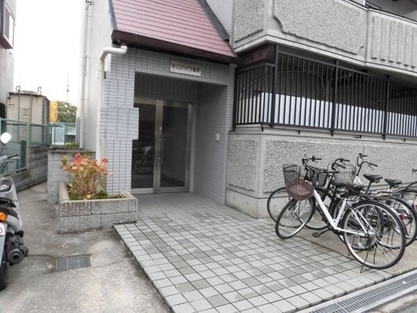 キリンハイツ信和の物件外観写真