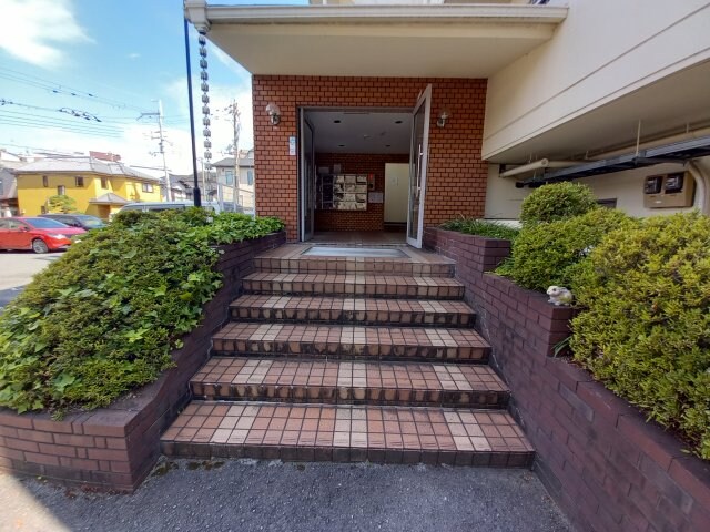 西尾ハイツの物件外観写真