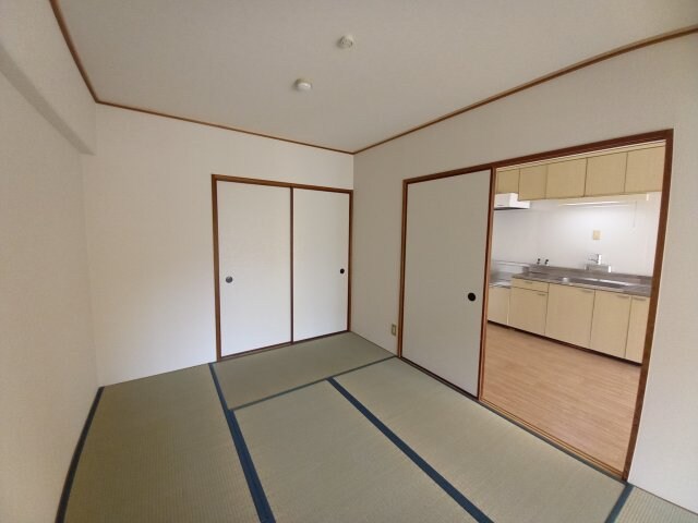 西尾ハイツの物件内観写真