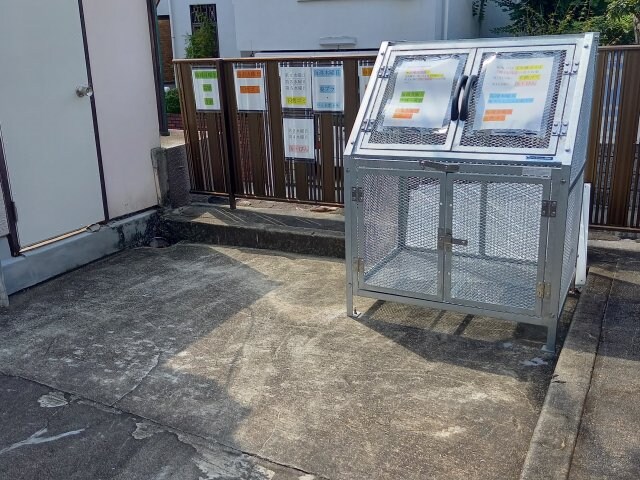 ハイネス香里の物件内観写真