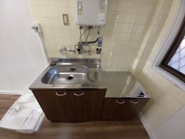 ハイネス香里の物件内観写真