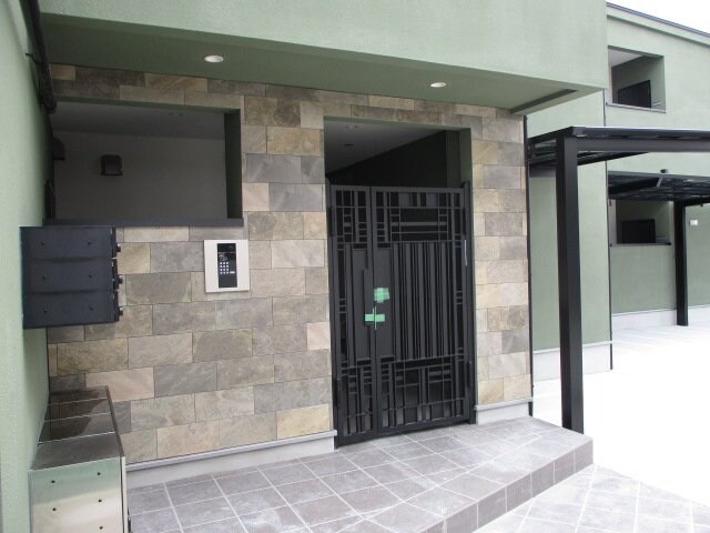 キャルムコート交野の物件外観写真