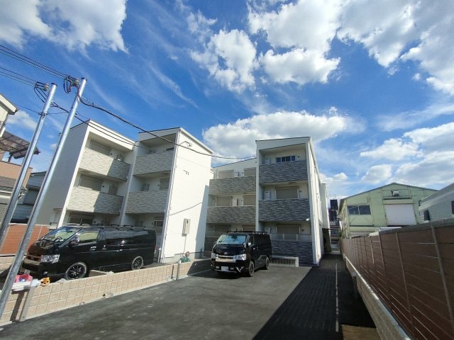 クリエオーレ下神田Ⅱの物件外観写真