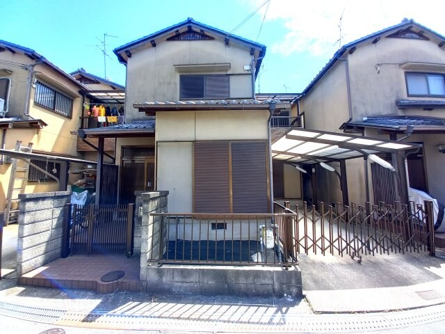 交野市駅 バス7分  春日宮ノ前下車：停歩2分 1階の物件外観写真